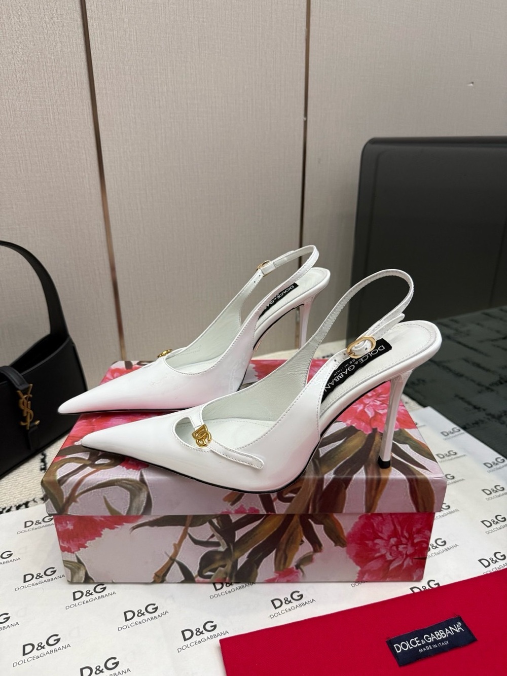 Dolce & Gabbana White Pointed Slingback Pumps - Picture 4 of 8